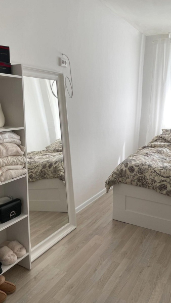 Дизайн спальни в хрущевке: правила оформления, подходящие стили и варианты зонирования (59 фото)