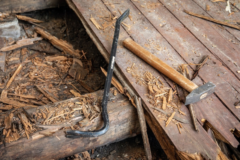 Плитка на деревянный пол: как уложить, схемы и инструкции