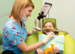 Лечение зубов под наркозом у детей: как проходит процедура