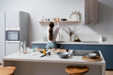 Кухня без верхних шкафов и ее достоинства: дизайнеры дают советы эксклюзивно читателям NUR.KZ